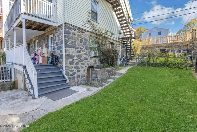 $1,225,000 | 38 Alexander Street, Greenwich, CT 06830