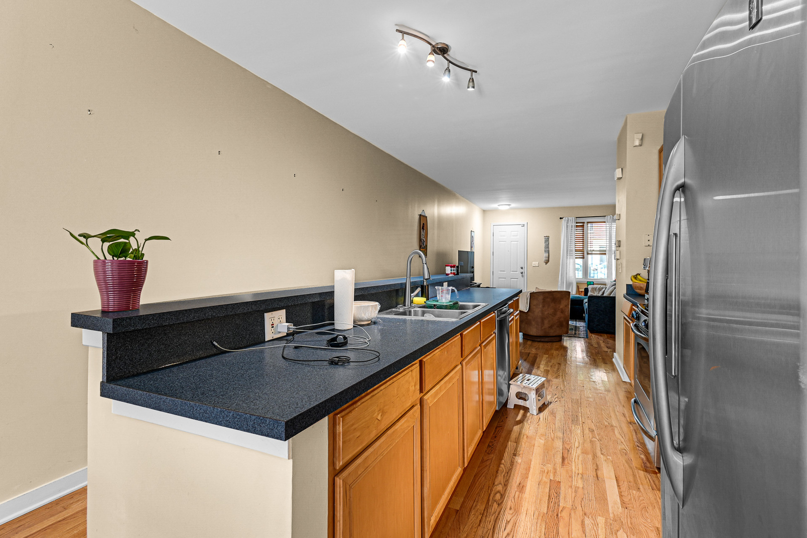 1441 West Fillmore Street, Unit A Chicago, IL 60607 - Photo 8 of 19