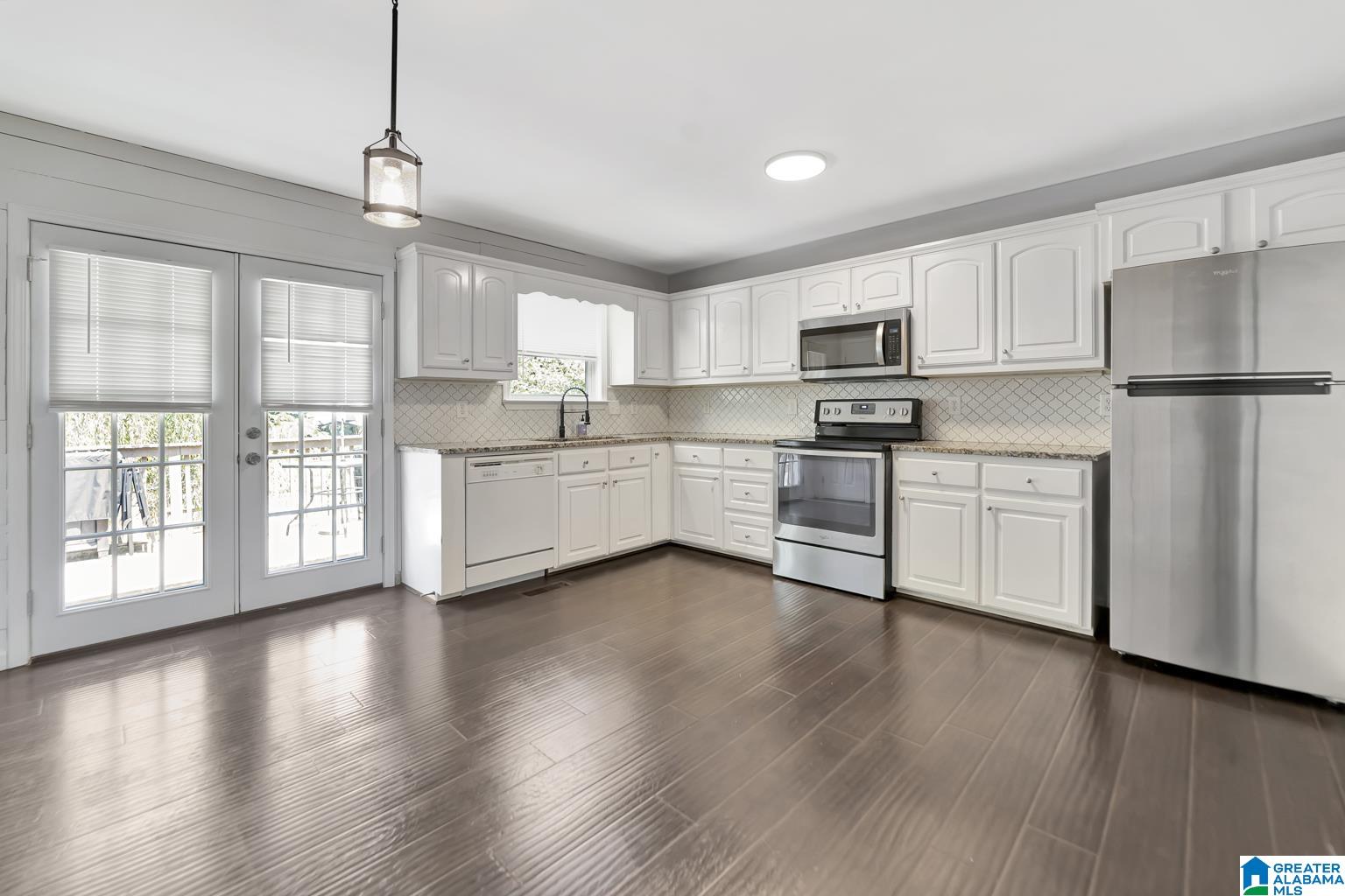 421 Mooney Road Columbiana, AL 35051 - Photo 11 of 37 Gallery Image 11