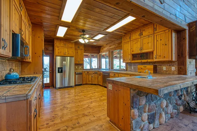 $1,199,900 | 36039 Cranmore Lane, Tollhouse, CA 93667