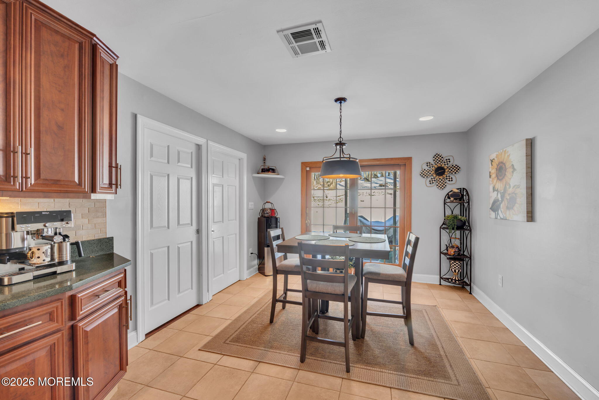 17 Idlebrook Lane Aberdeen, NJ 07747 - Photo 20 of 52 27-web-or-mls-2M1A0418