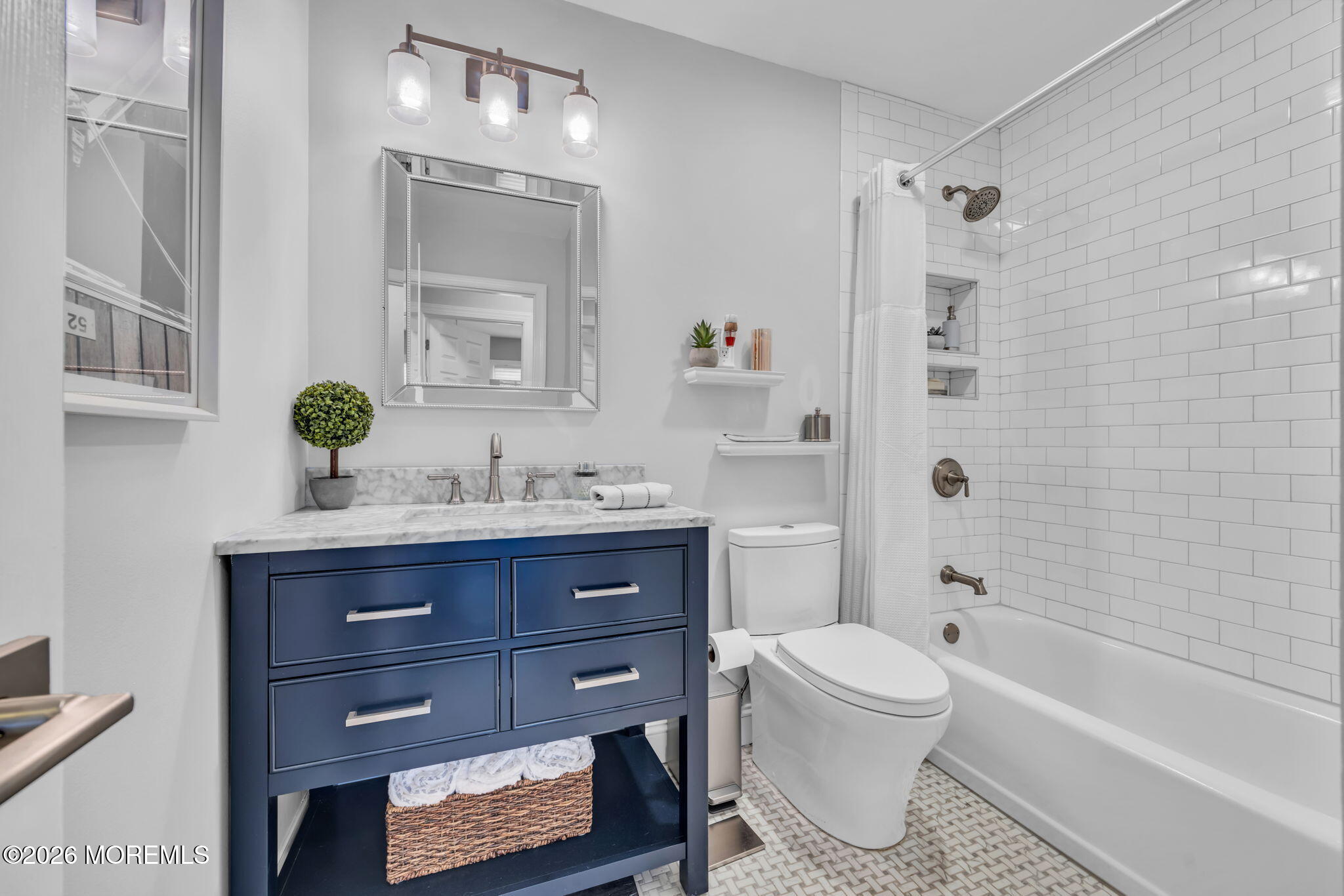 17 Idlebrook Lane Aberdeen, NJ 07747 - Photo 29 of 52 7-web-or-mls-2M1A0318