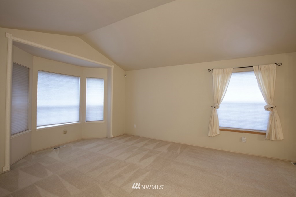 11212 Southeast 188th Place Renton, WA 98055 - Photo 3 of 15