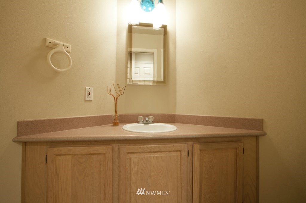 11212 Southeast 188th Place Renton, WA 98055 - Photo 8 of 15
