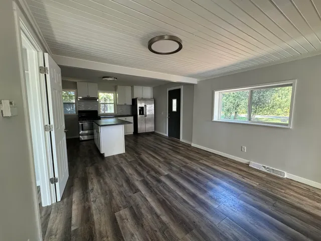 $1,995 | 1714 Rowland Avenue, Madison, WI 53704