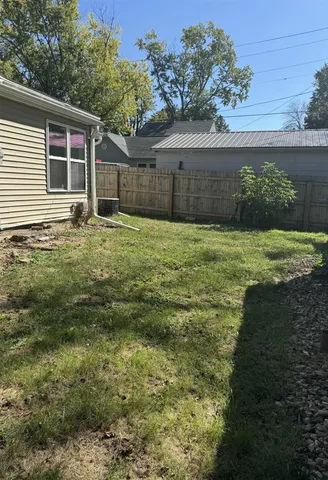 $1,995 | 1714 Rowland Avenue, Madison, WI 53704