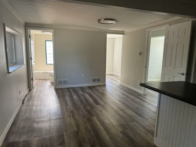 $1,995 | 1714 Rowland Avenue, Madison, WI 53704