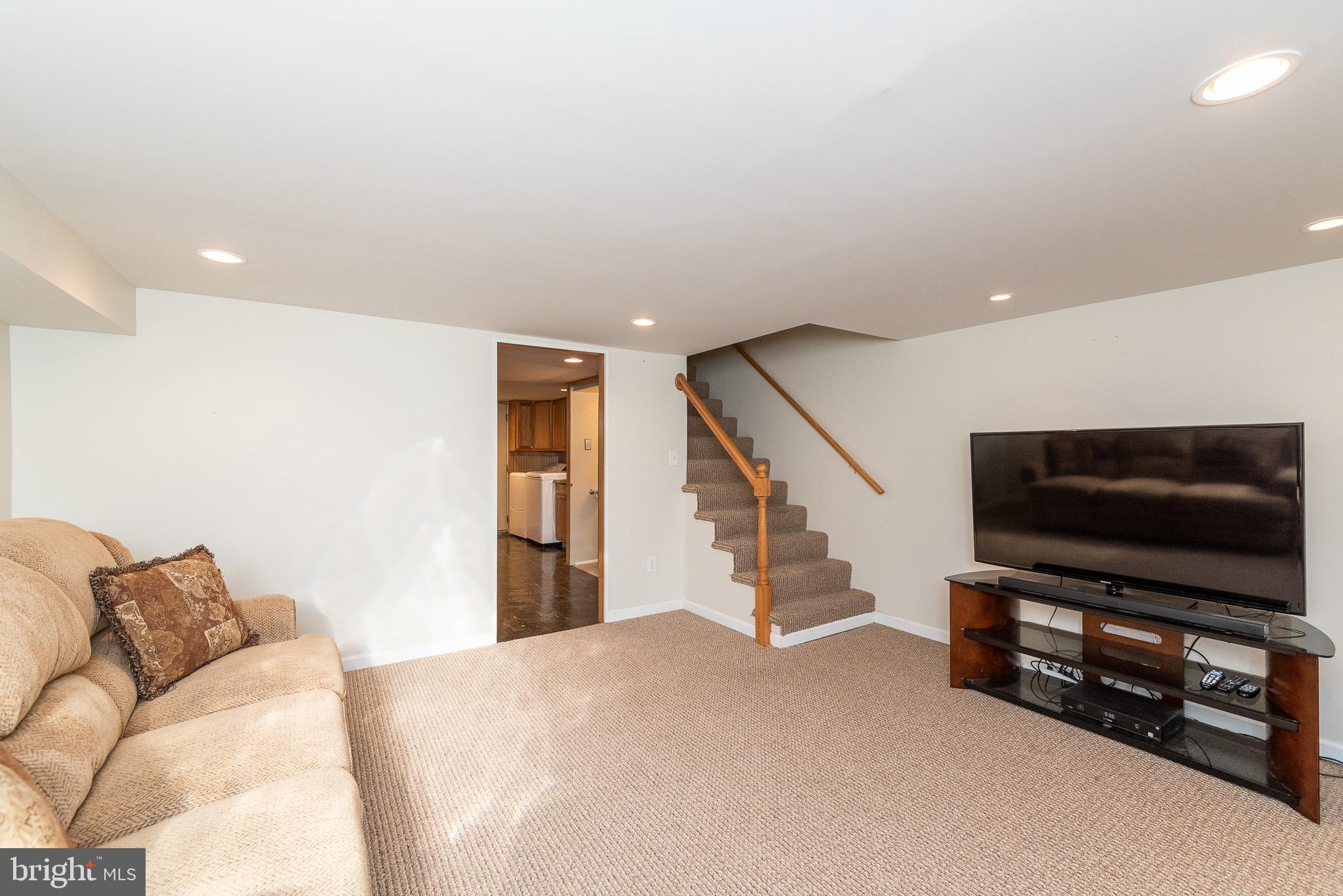 7307 Berkshire Road Baltimore, MD 21224 - Photo 32 of 42 Gallery Image 32