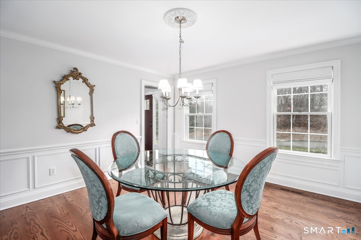 27 Nashville Rd Extension Bethel, CT 06801 - Photo 7 of 41