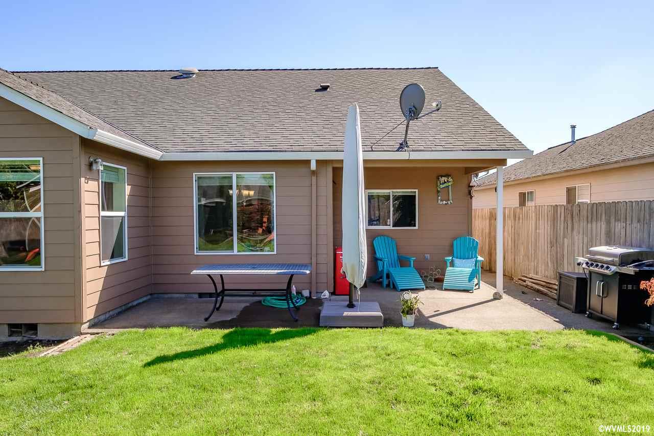 182 9th Street Jefferson, OR 97352 - Photo 38 of 39