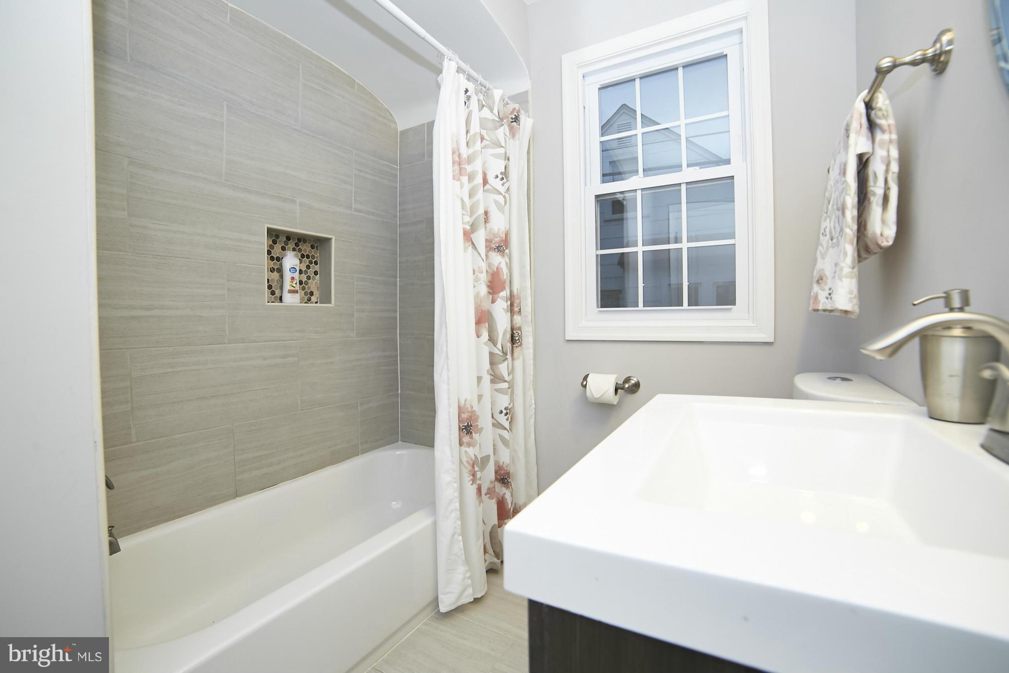 2129 Southland Road Baltimore, MD 21207 - Photo 20 of 30 Bath