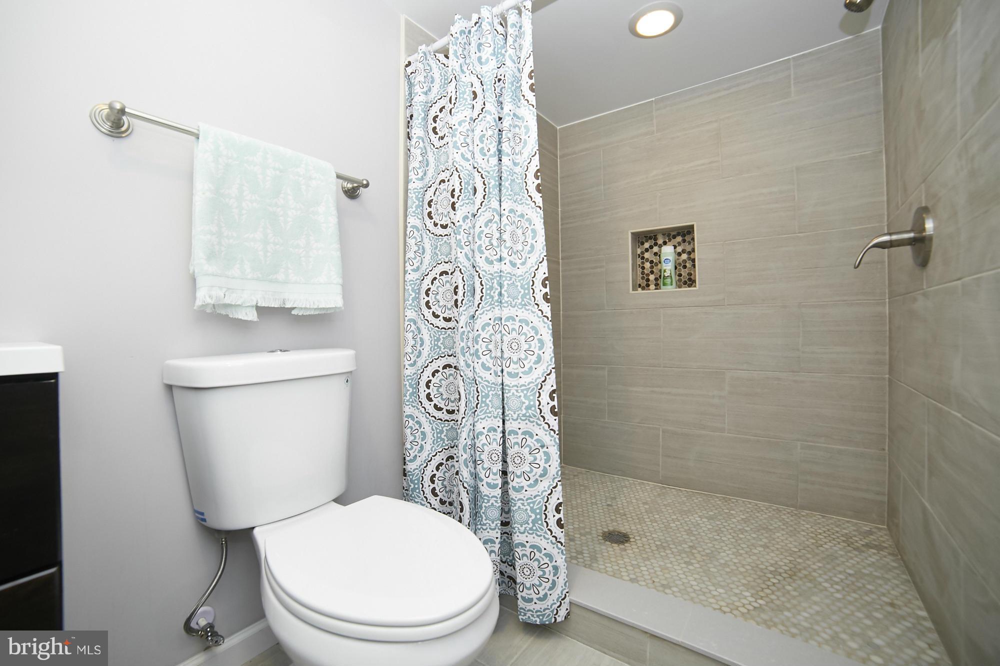2129 Southland Road Baltimore, MD 21207 - Photo 29 of 30 Bath