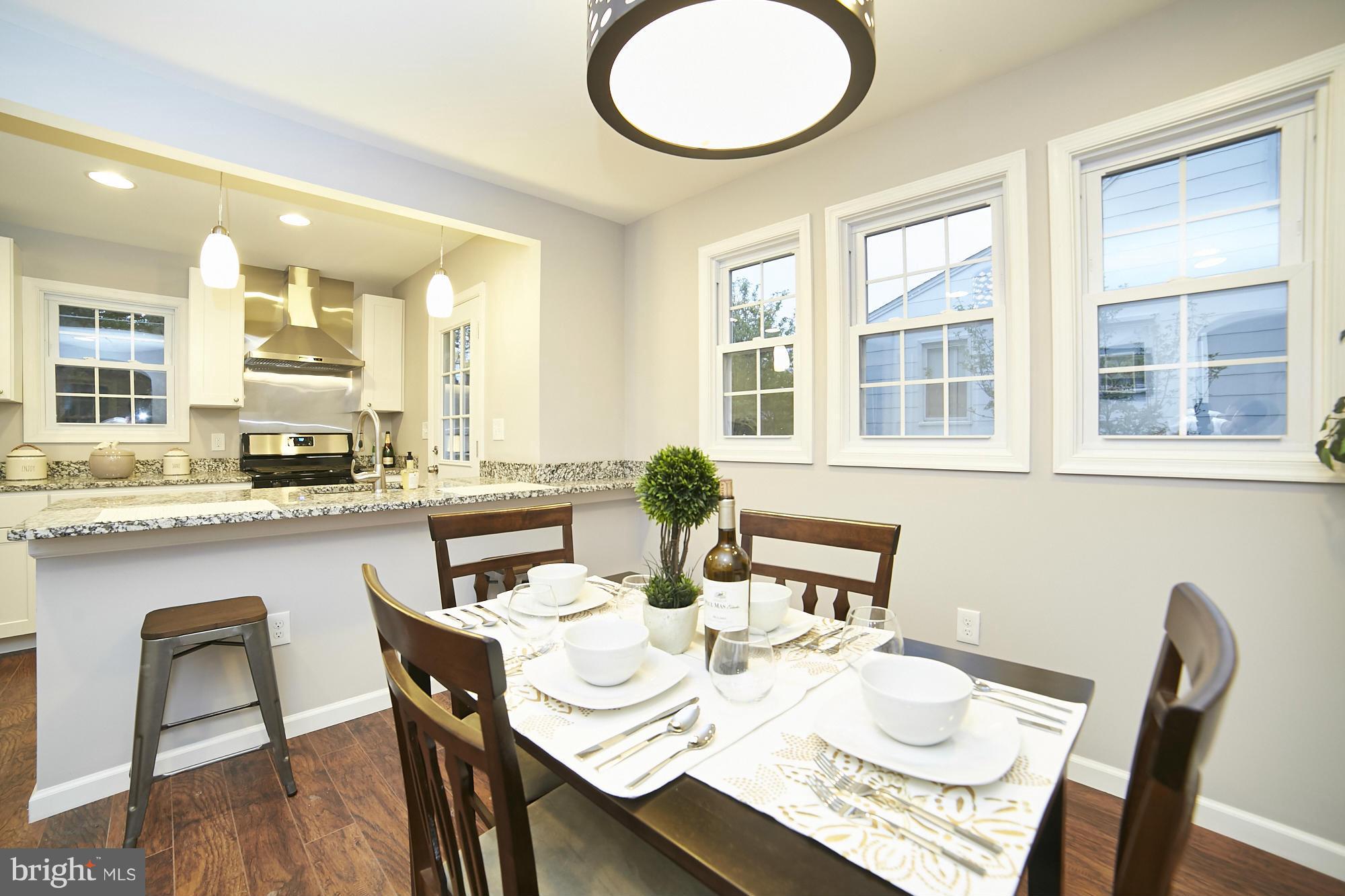 2129 Southland Road Baltimore, MD 21207 - Photo 7 of 30 Dining Room