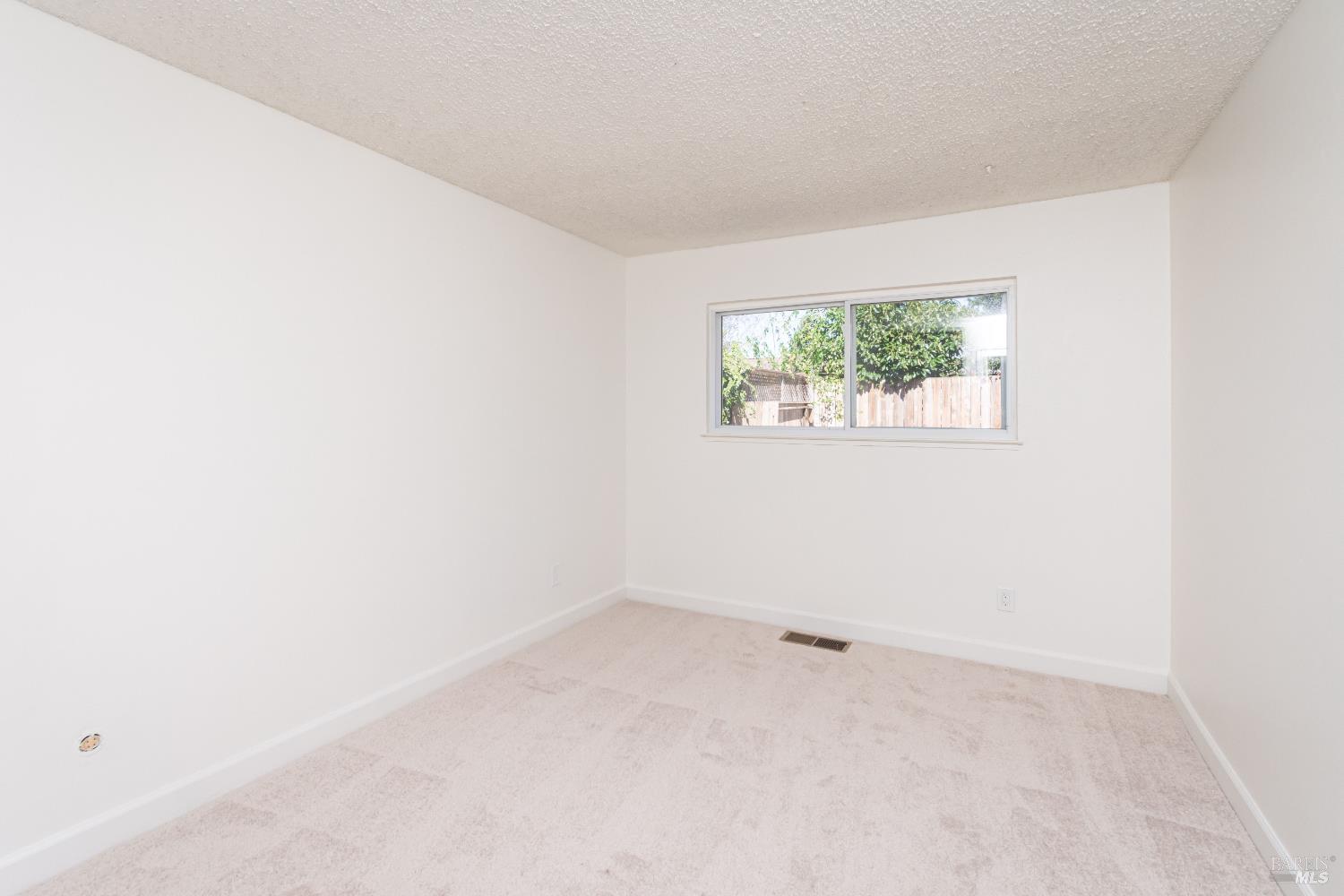 18 Creekview Court Santa Rosa, CA 95409 - Photo 30 of 55