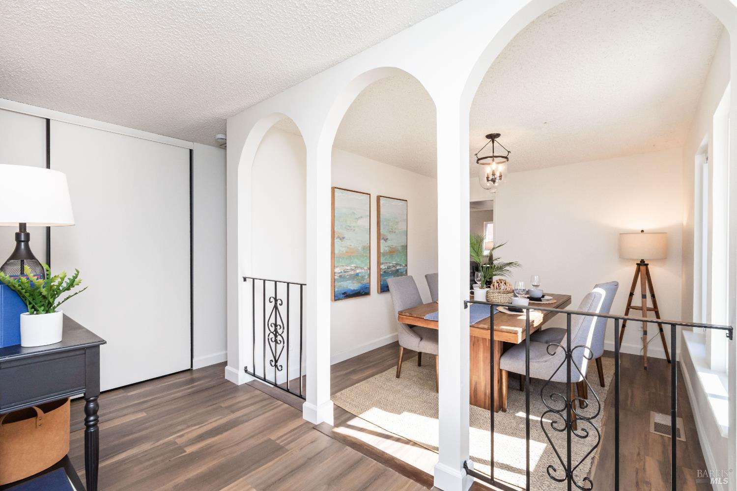 18 Creekview Court Santa Rosa, CA 95409 - Photo 3 of 55