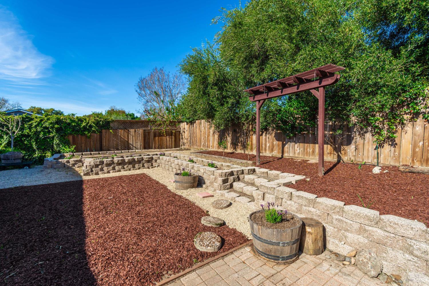 18 Creekview Court Santa Rosa, CA 95409 - Photo 38 of 55