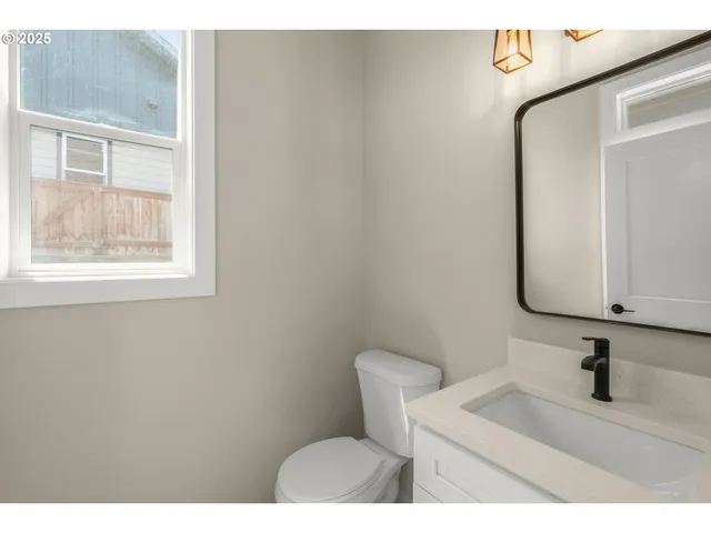 $499,000 | 1405 Gordon Court, The Dalles, OR 97058