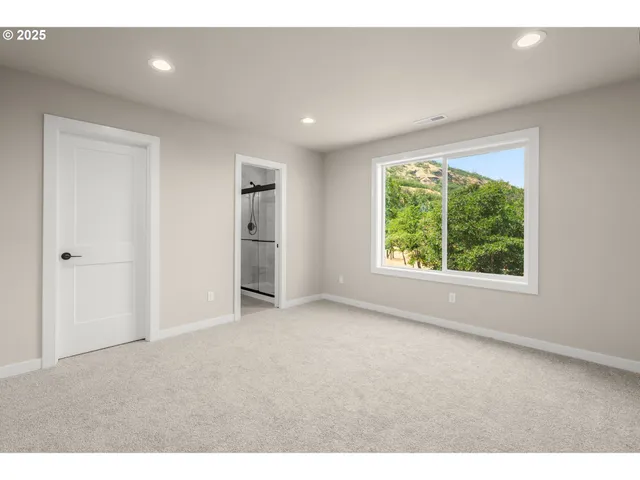 $499,000 | 1405 Gordon Court, The Dalles, OR 97058