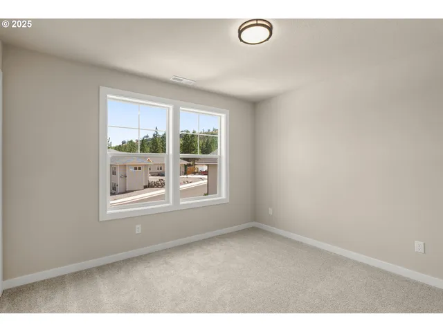 $499,000 | 1405 Gordon Court, The Dalles, OR 97058