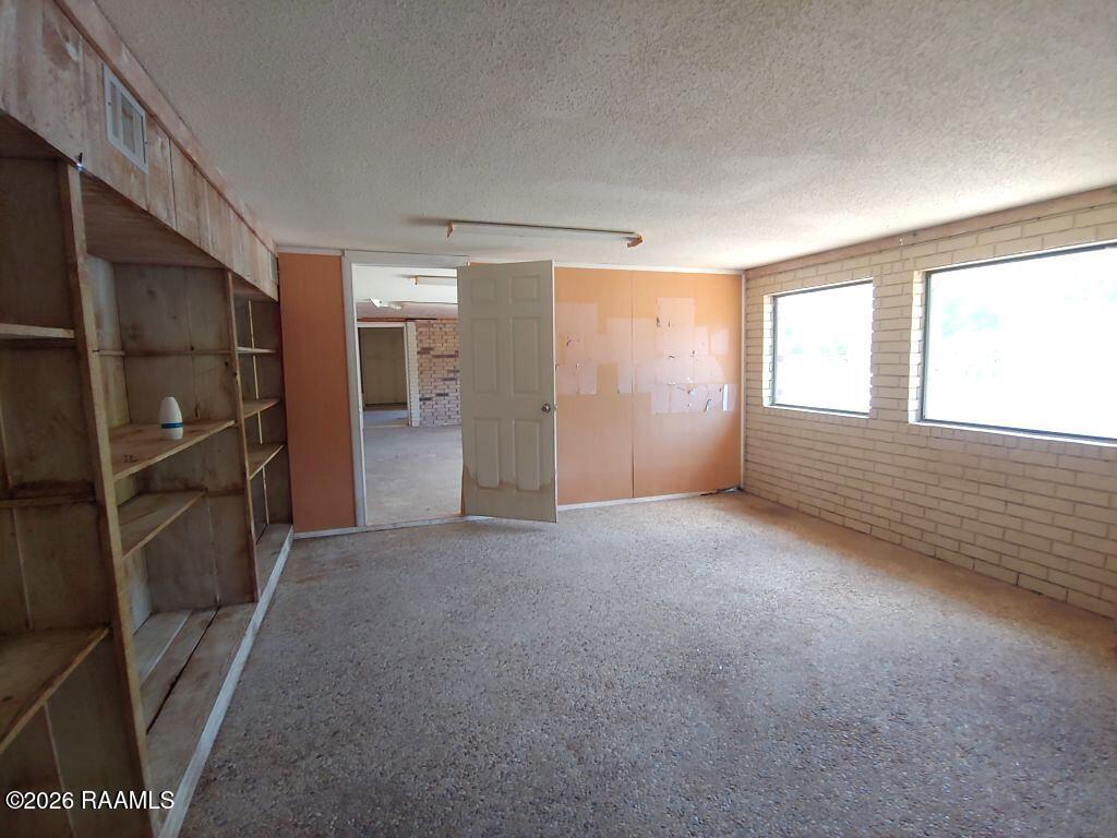 4412 Freetown Road New Iberia, LA 70560 - Photo 19 of 24 19 Room