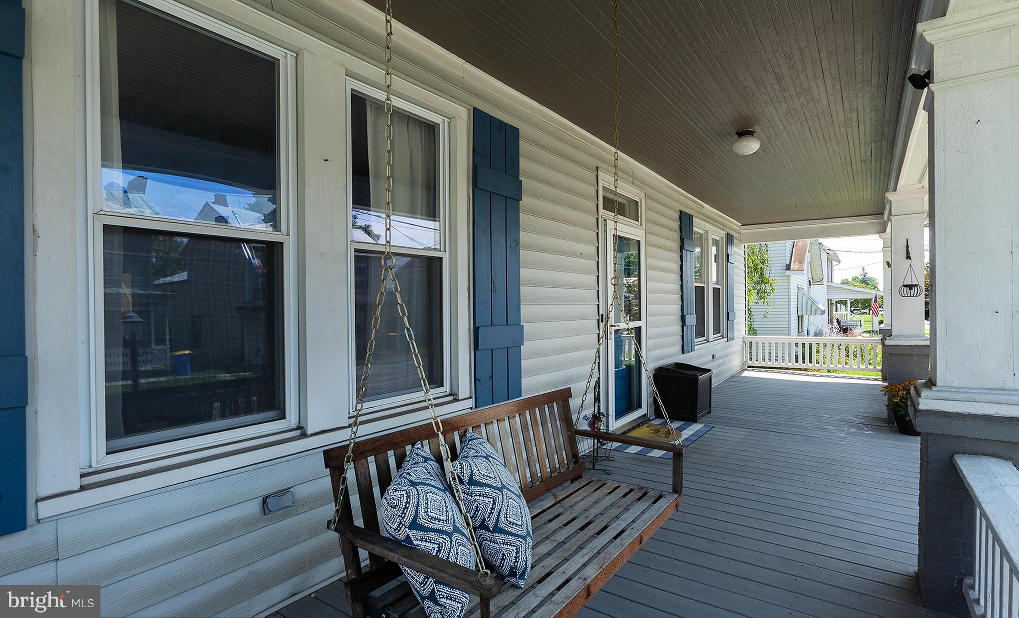 292 North Locust Point Road Mechanicsburg, PA 17050 - Photo 3 of 44 Gallery Image 3