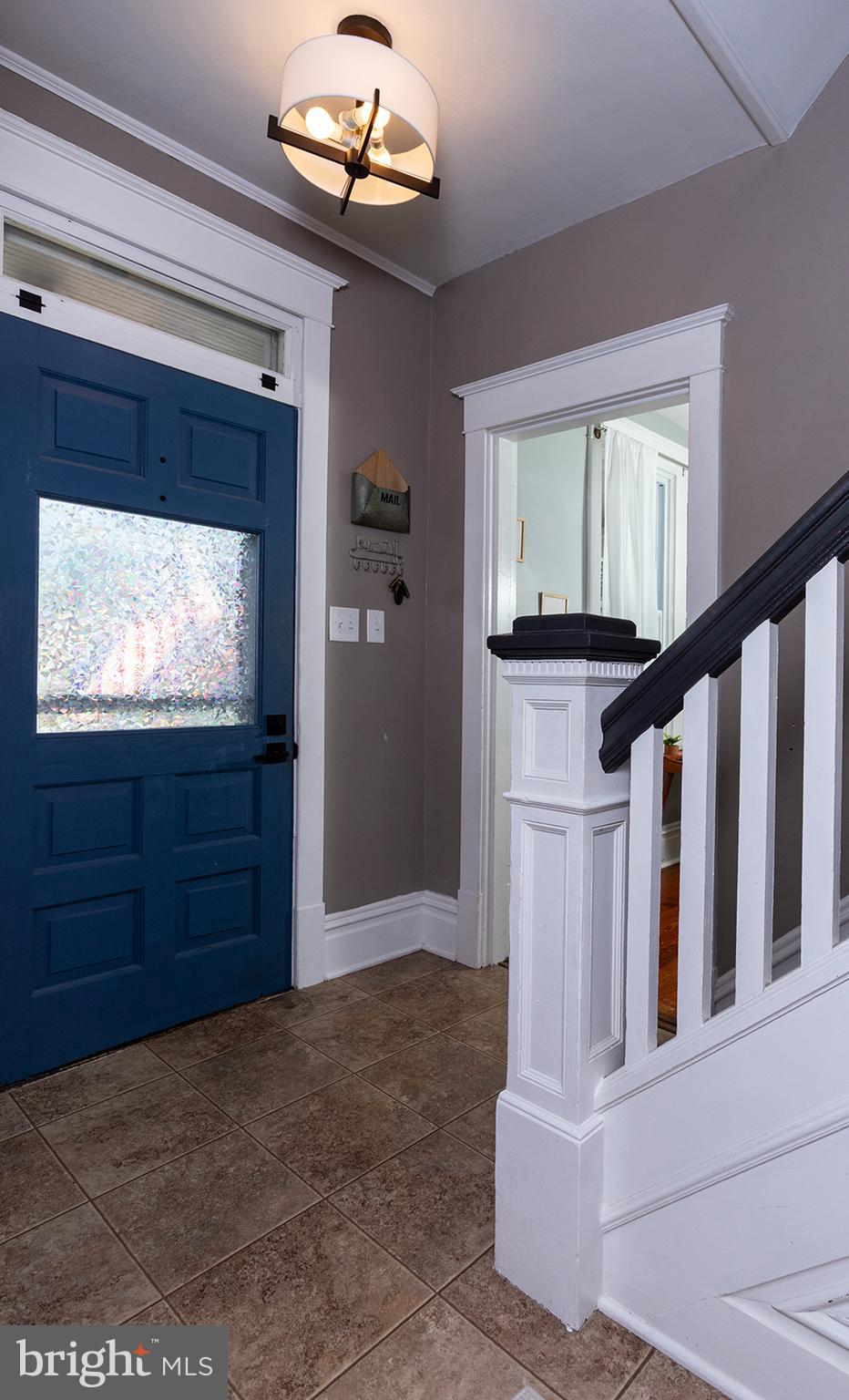 292 North Locust Point Road Mechanicsburg, PA 17050 - Photo 4 of 44 Gallery Image 4