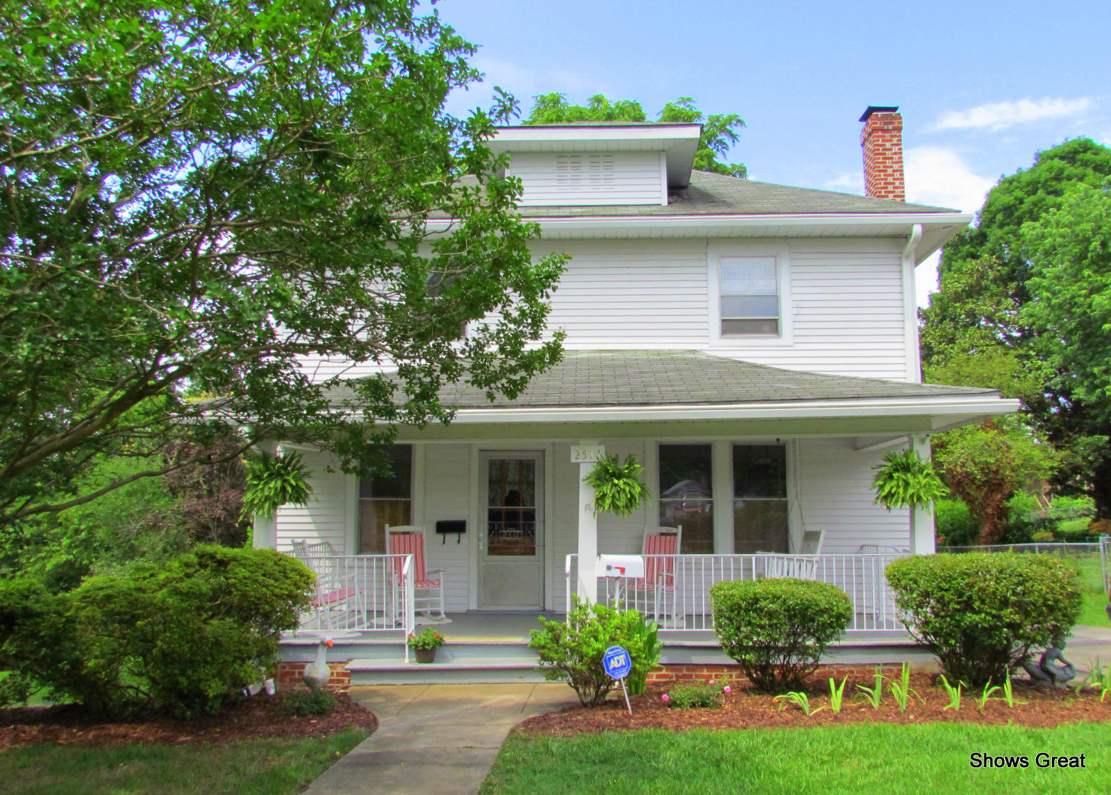 2517 Weaver Road Southwest Roanoke, VA 24015 - Photo 1 of 50 FRONT