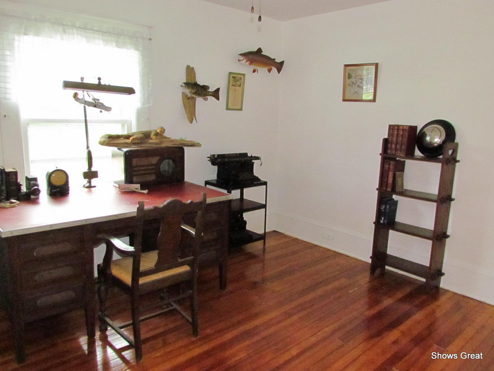 2517 Weaver Road Southwest Roanoke, VA 24015 - Photo 27 of 50 bedroom #1 photo 2