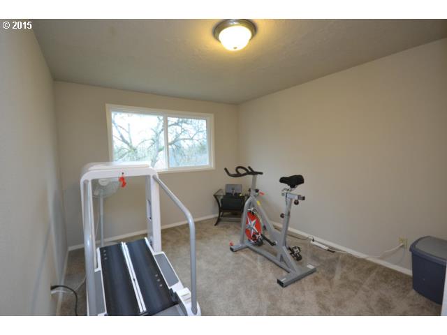 205 Morton Road Oregon City, OR 97045 - Photo 10 of 15 Gallery Image 10