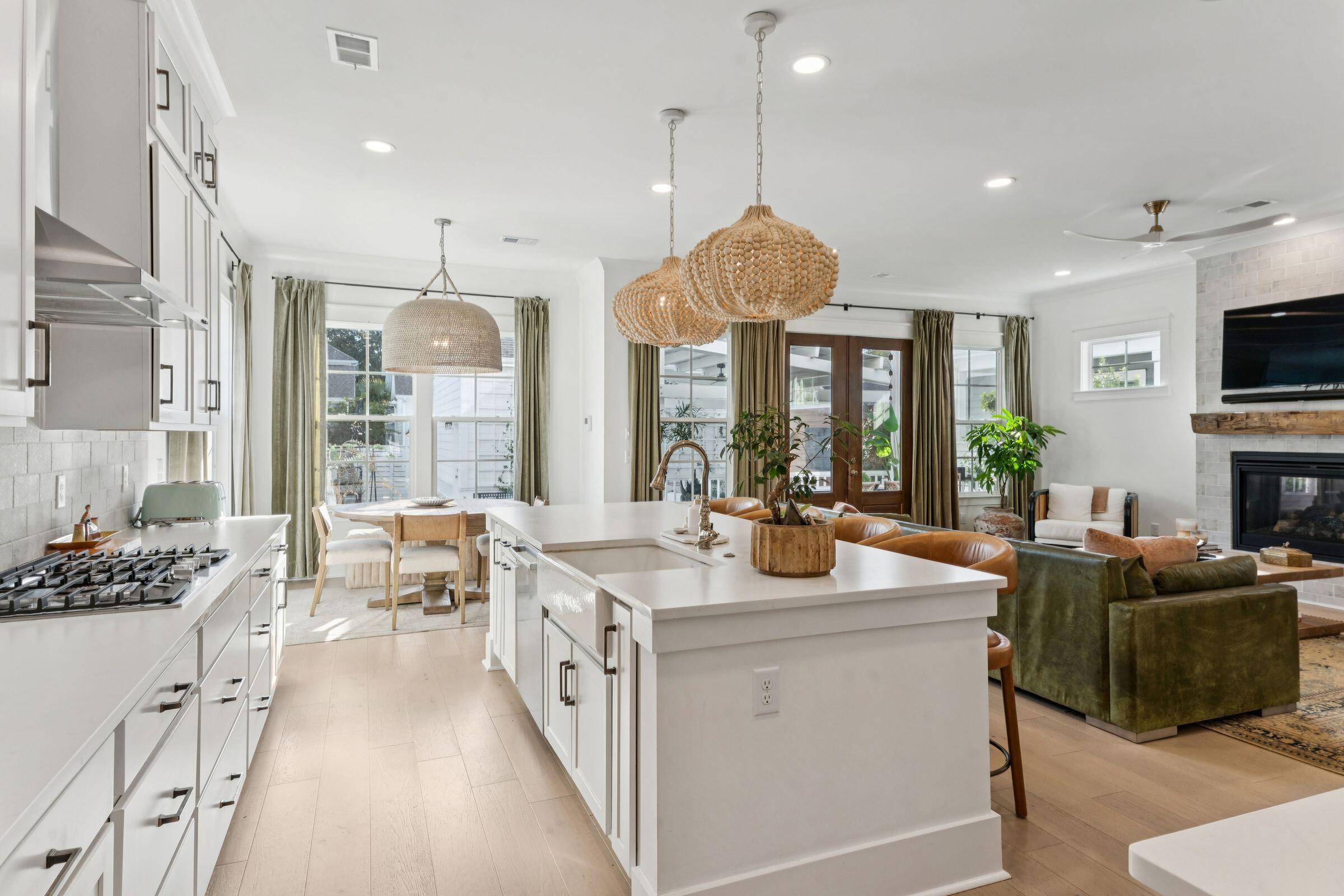 1326 Reader Path Mount Mount Pleasant, SC 29464 - Photo 23 of 50 1326ReaderPath-KeenEyeMarketing-035