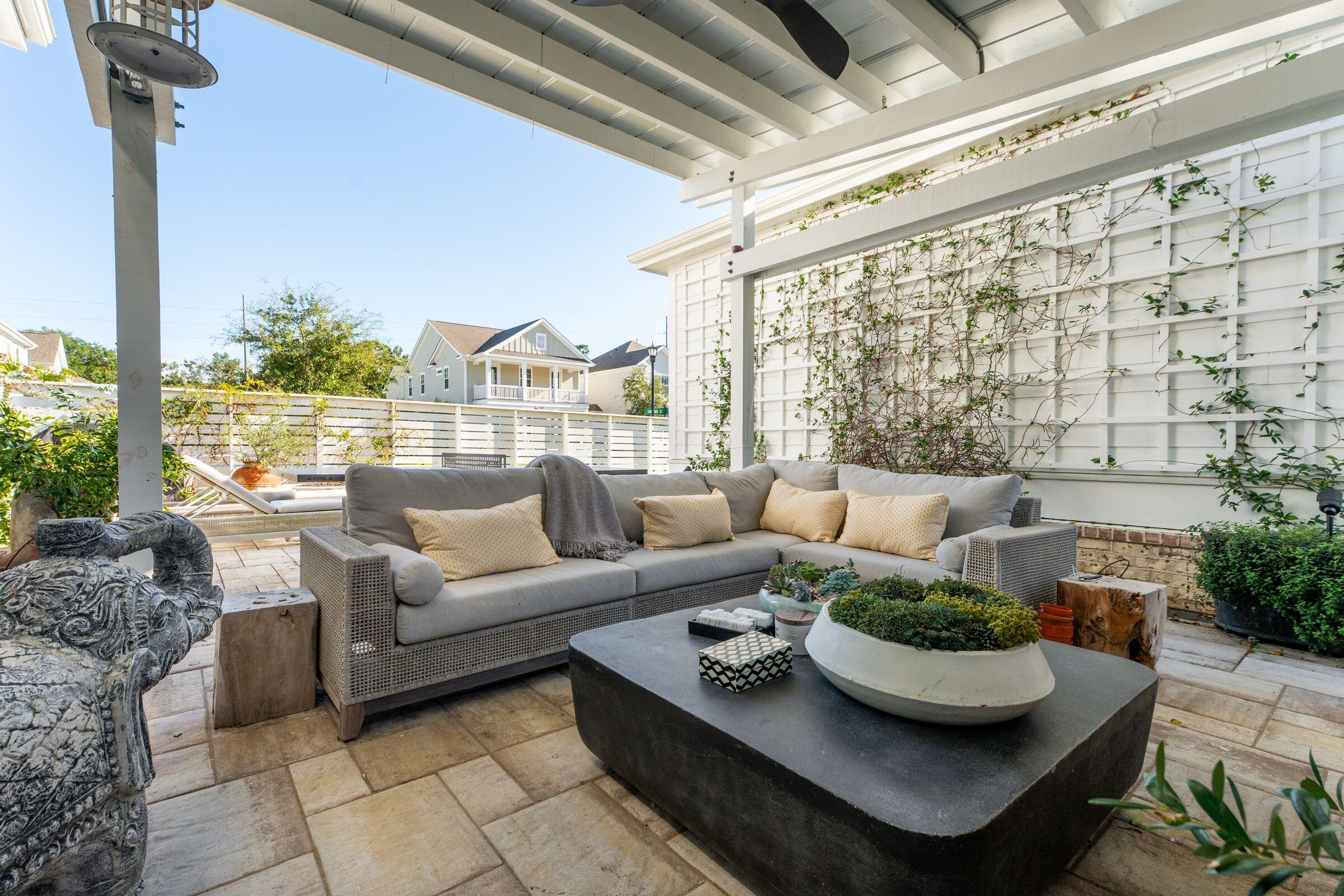 1326 Reader Path Mount Mount Pleasant, SC 29464 - Photo 31 of 50 1326ReaderPath-KeenEyeMarketing-119