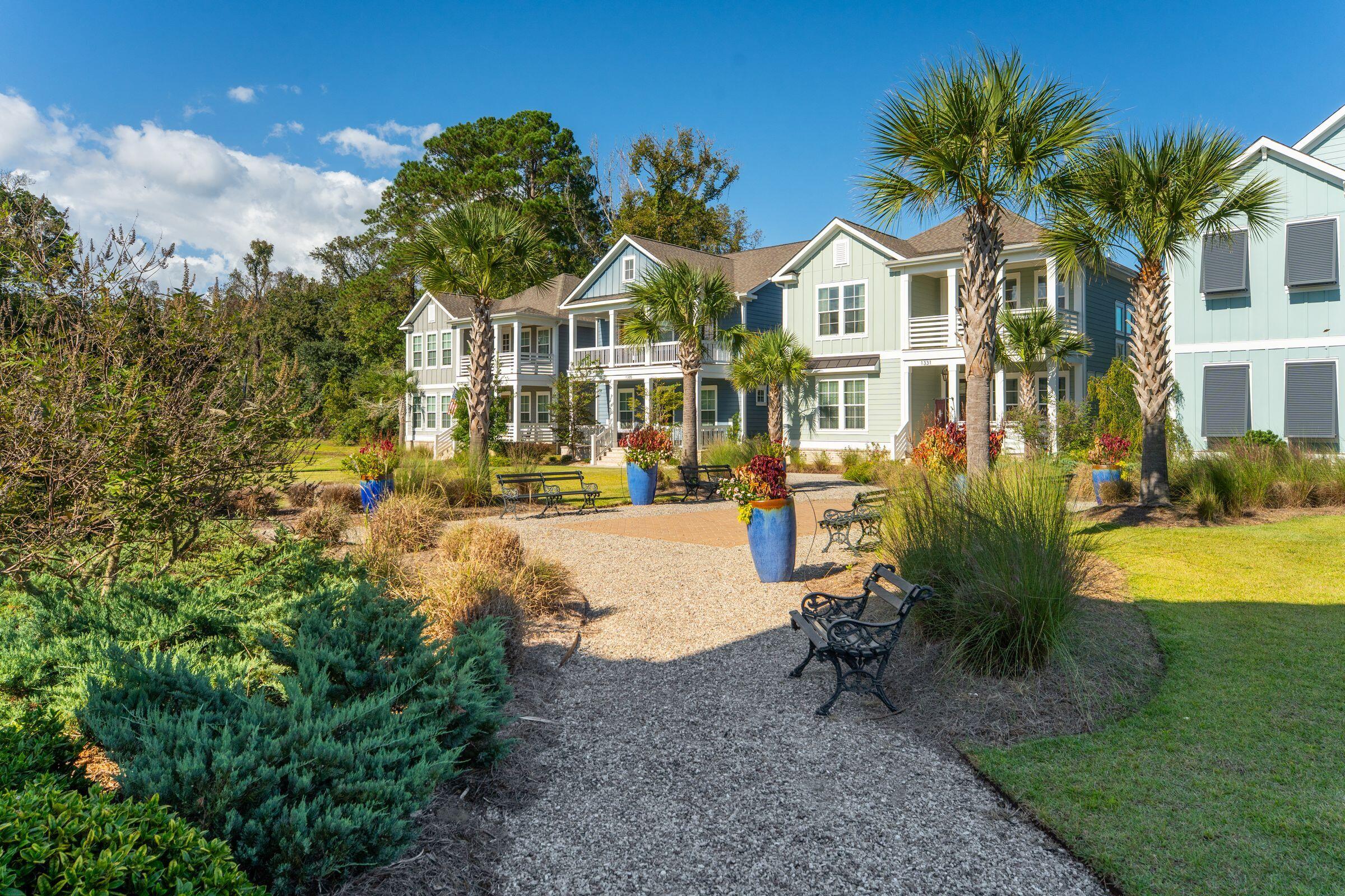 1326 Reader Path Mount Mount Pleasant, SC 29464 - Photo 4 of 50 1326ReaderPath-KeenEyeMarketing-004