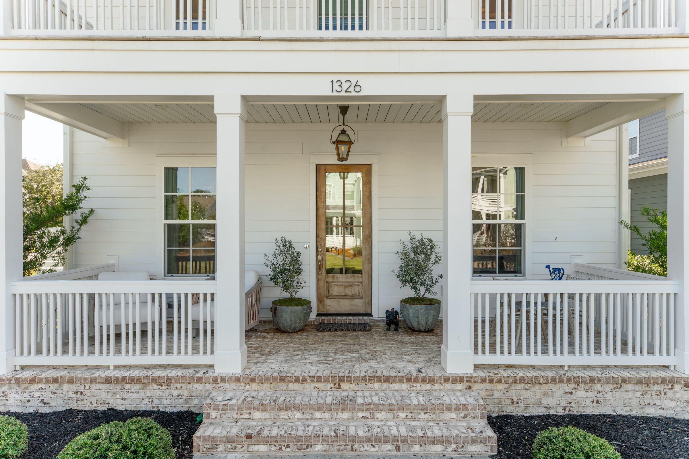 1326 Reader Path Mount Mount Pleasant, SC 29464 - Photo 5 of 50 1326ReaderPath-KeenEyeMarketing-018