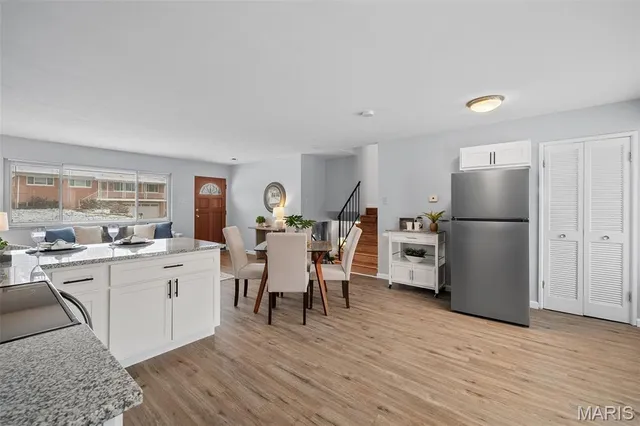 $355,000 | 11008 Baywood Terrace, St. Louis, MO 63126