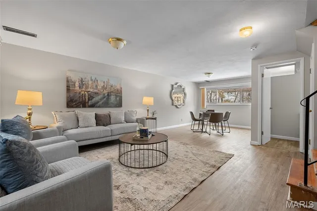 $355,000 | 11008 Baywood Terrace, St. Louis, MO 63126