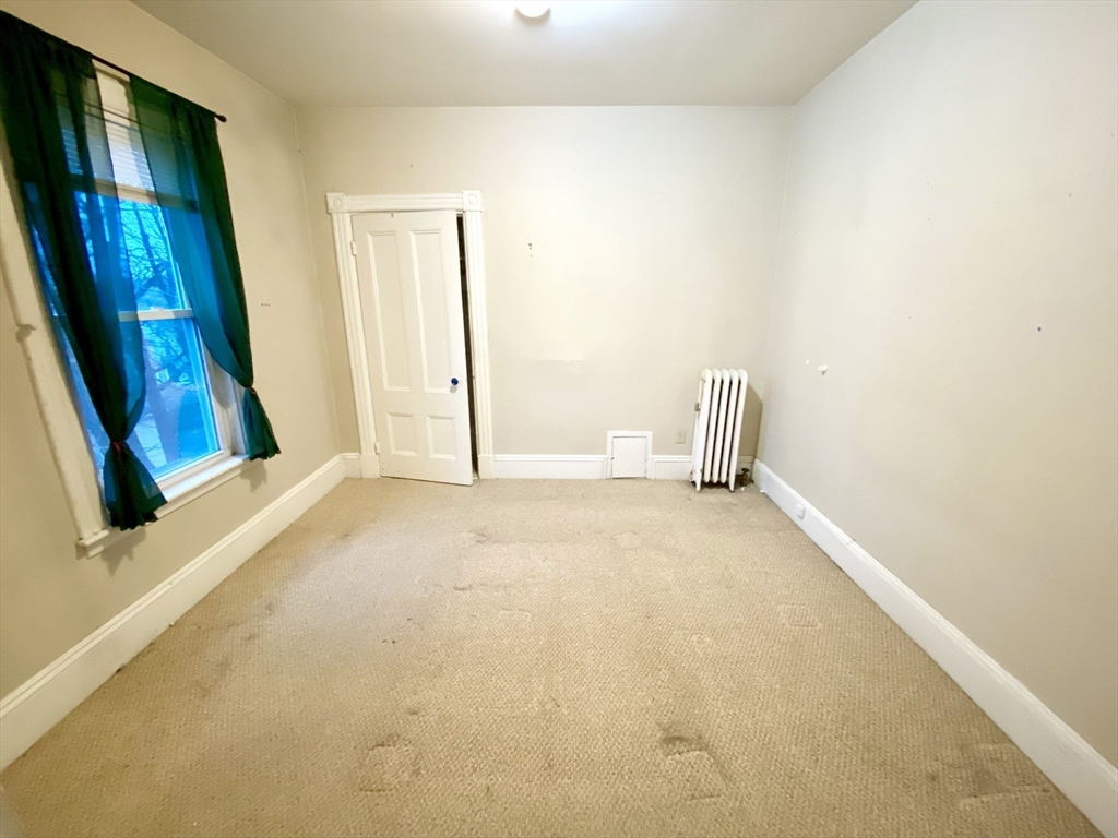 12 Highland Avenue, Unit 2 Beverly, MA 01915 - Photo 5 of 7 a view of an empty room