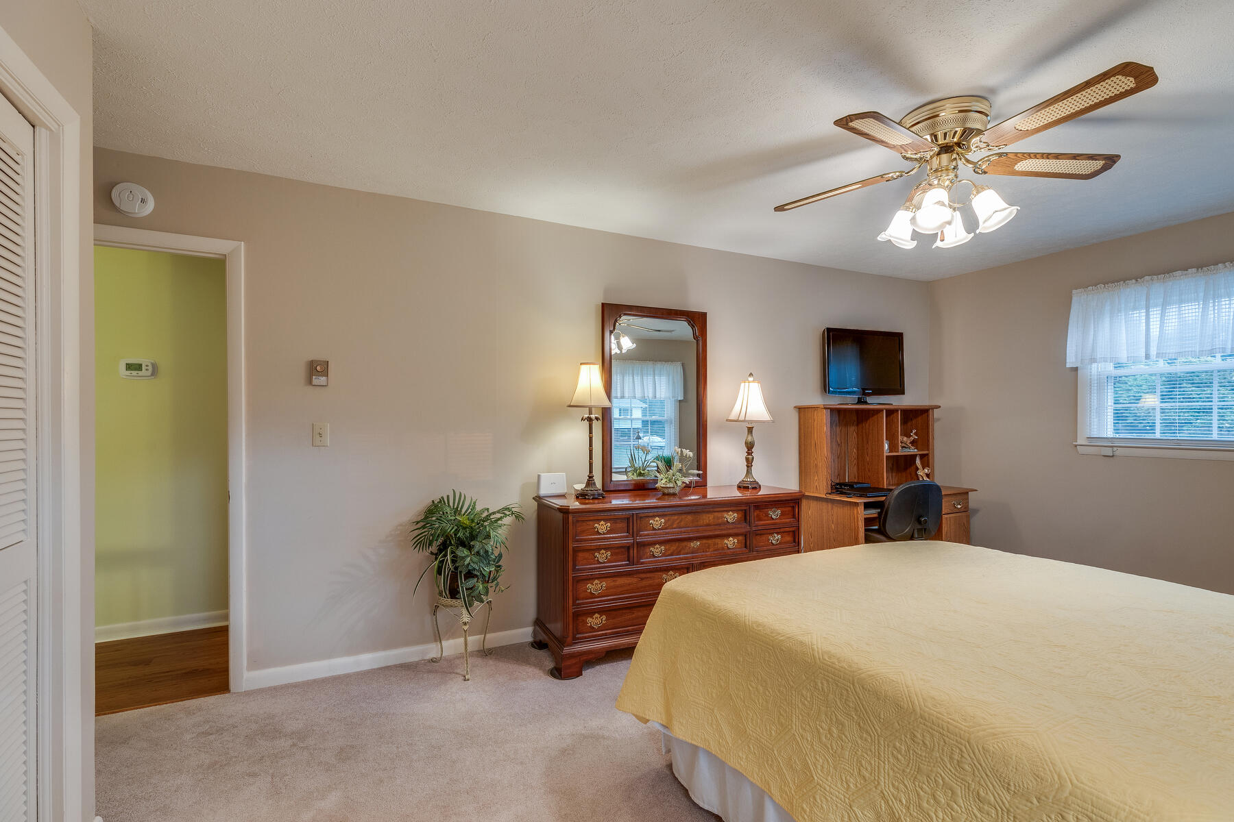 212 Mandan Road Kingsport, TN 37664 - Photo 17 of 40 017
