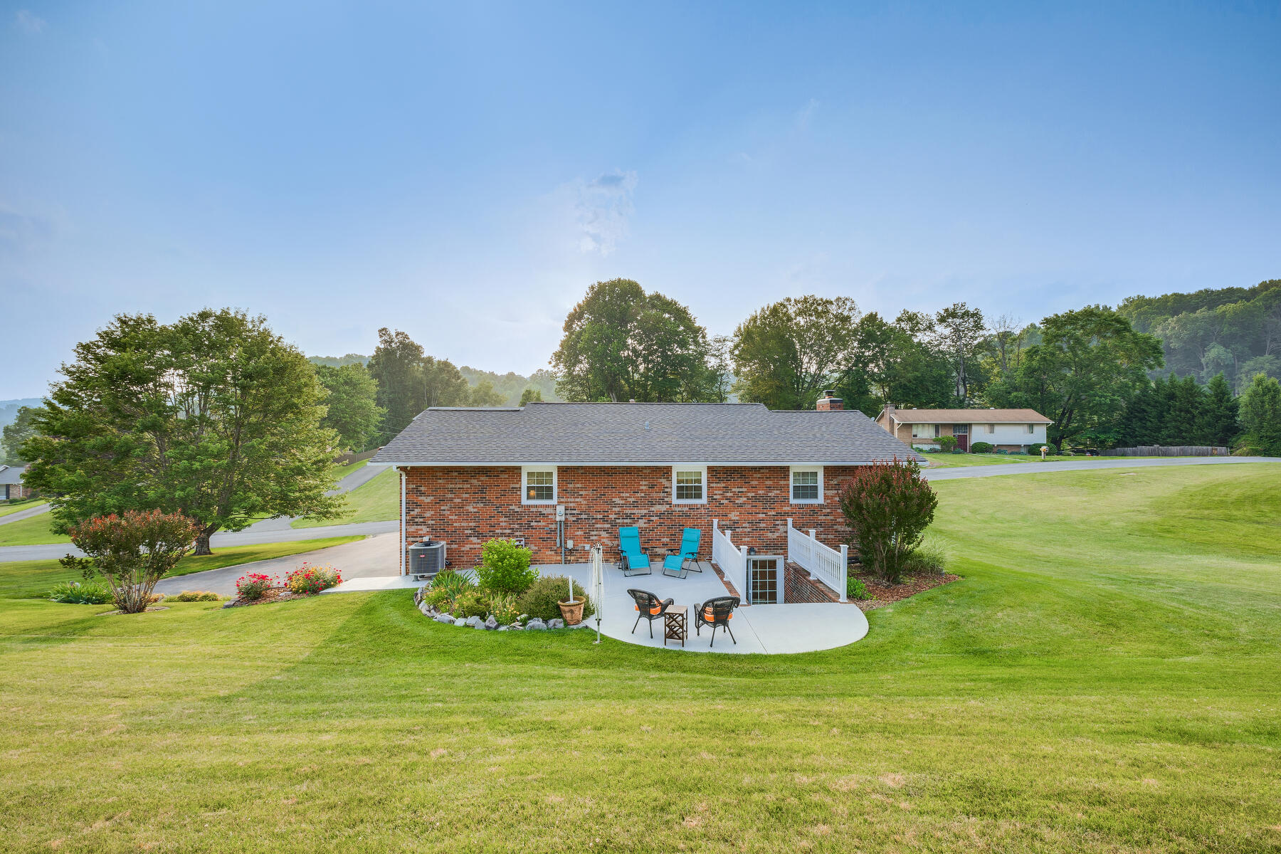 212 Mandan Road Kingsport, TN 37664 - Photo 33 of 40 033