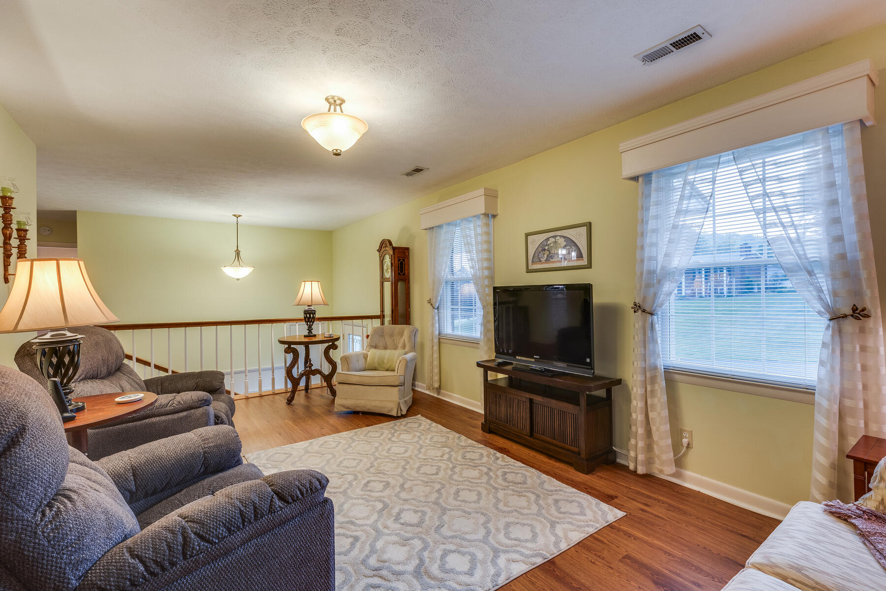 212 Mandan Road Kingsport, TN 37664 - Photo 8 of 40 008