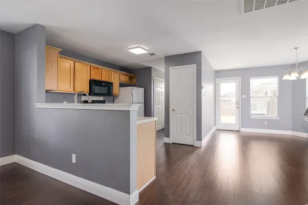 $1,600 | 2721 Crimson Sky Court, Round Rock, TX 78665