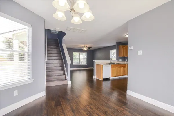 $1,600 | 2721 Crimson Sky Court, Round Rock, TX 78665