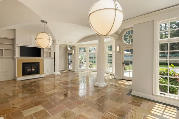 $3,895,000 | 4415 East Lake Harriet Parkway, Minneapolis, MN 55419