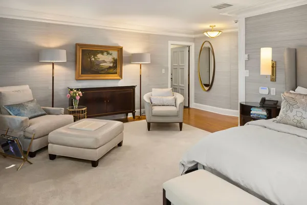 $3,895,000 | 4415 East Lake Harriet Parkway, Minneapolis, MN 55419