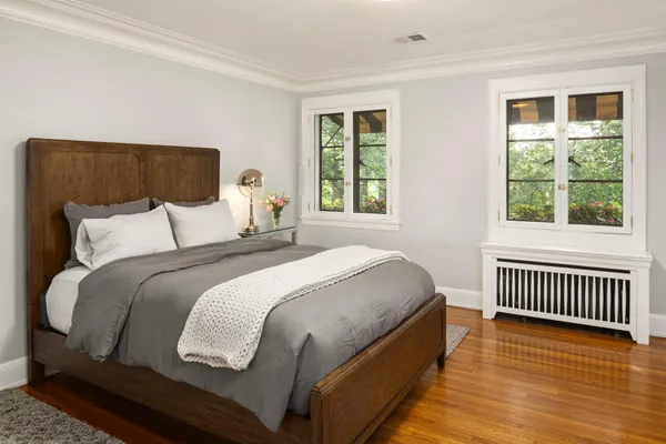 $3,895,000 | 4415 East Lake Harriet Parkway, Minneapolis, MN 55419