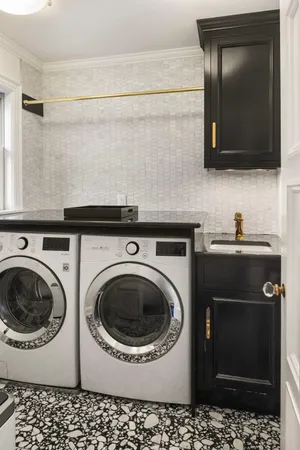 $3,895,000 | 4415 East Lake Harriet Parkway, Minneapolis, MN 55419