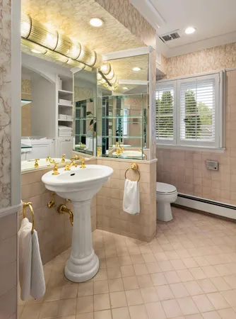 $3,895,000 | 4415 East Lake Harriet Parkway, Minneapolis, MN 55419