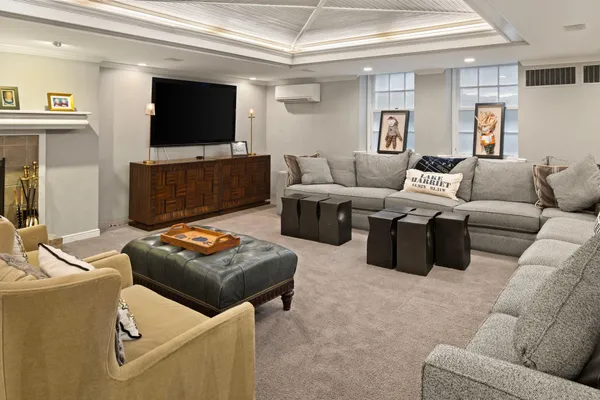 $3,895,000 | 4415 East Lake Harriet Parkway, Minneapolis, MN 55419