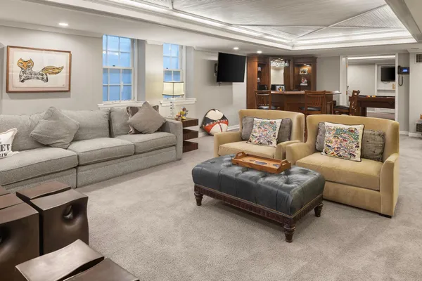 $3,895,000 | 4415 East Lake Harriet Parkway, Minneapolis, MN 55419