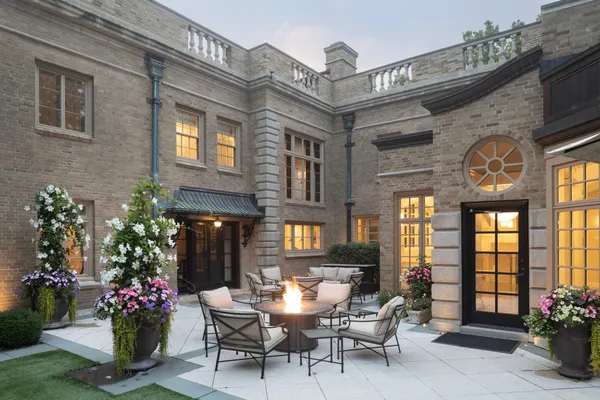 $3,895,000 | 4415 East Lake Harriet Parkway, Minneapolis, MN 55419