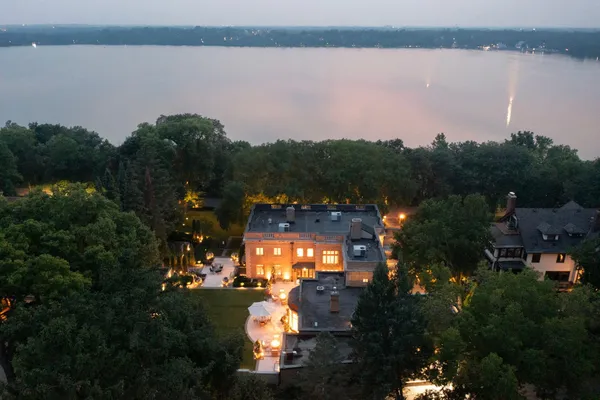 $3,895,000 | 4415 East Lake Harriet Parkway, Minneapolis, MN 55419
